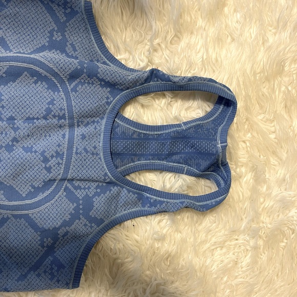 Lululemon Women's Cool Racerback Tank Top - Picture 3 of 6